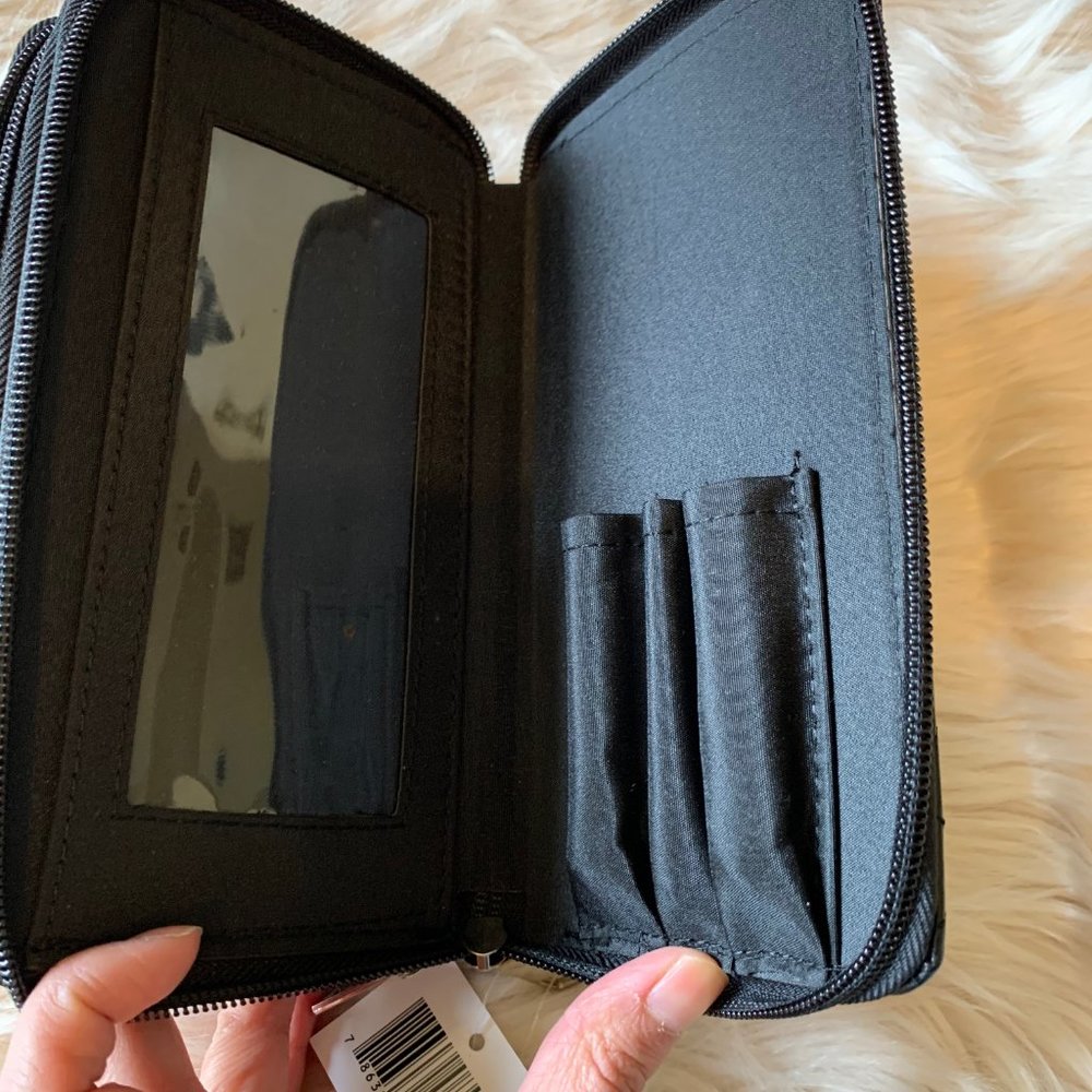 Black Wallet - Picture 2 of 4